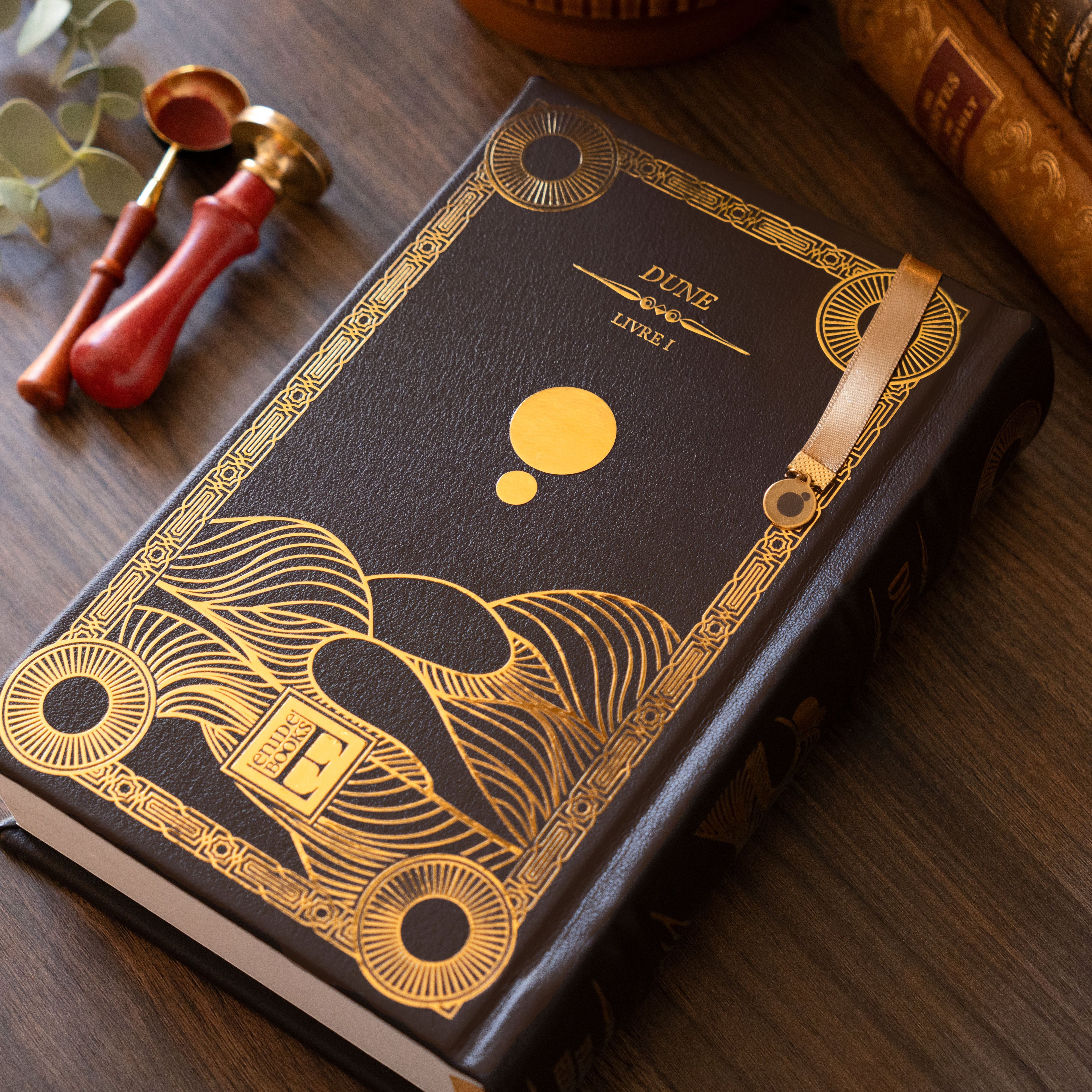 DUNE Livre 1 -Relié à la main (cuir véritable) Marron