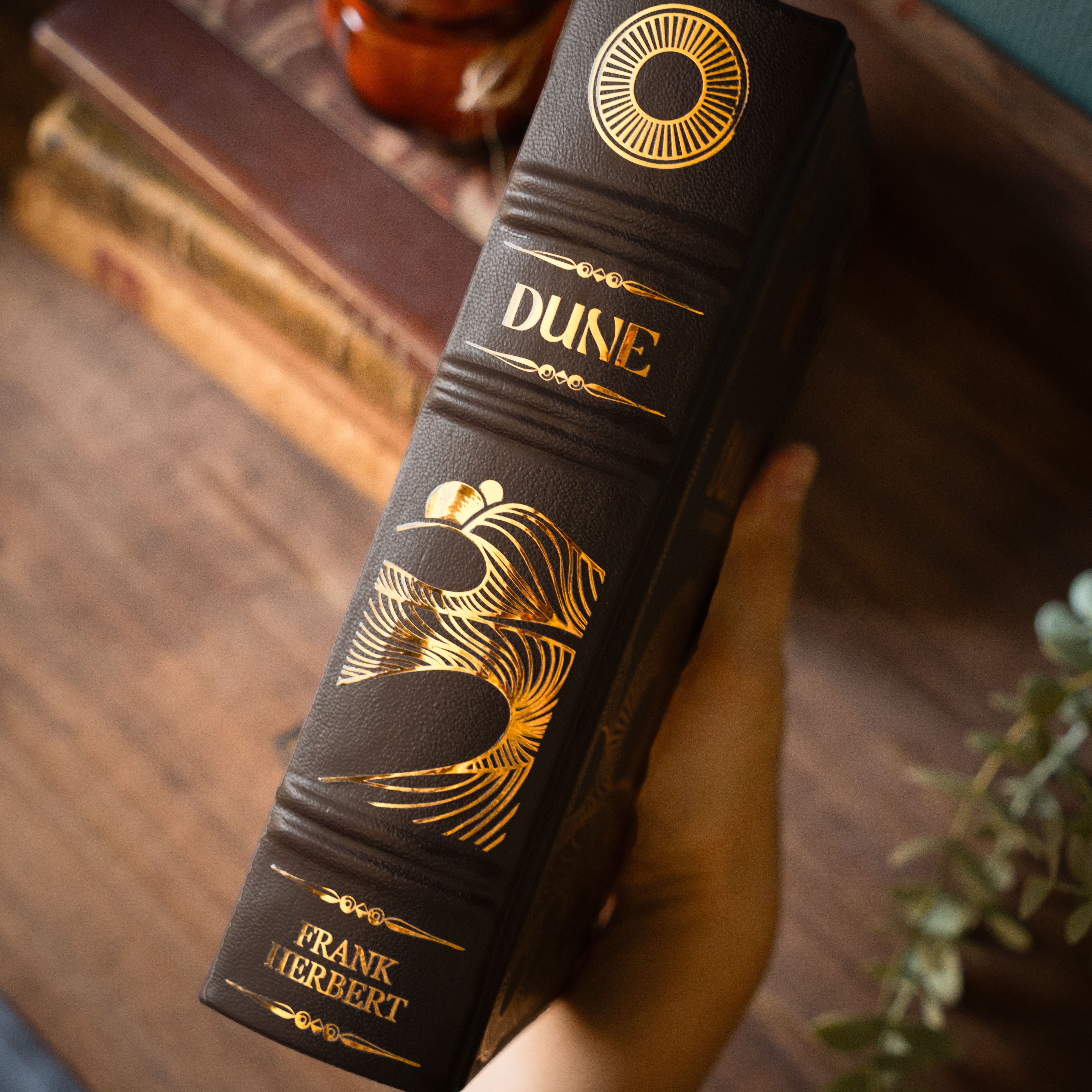 DUNE Livre 1 -Relié à la main (cuir véritable) Marron