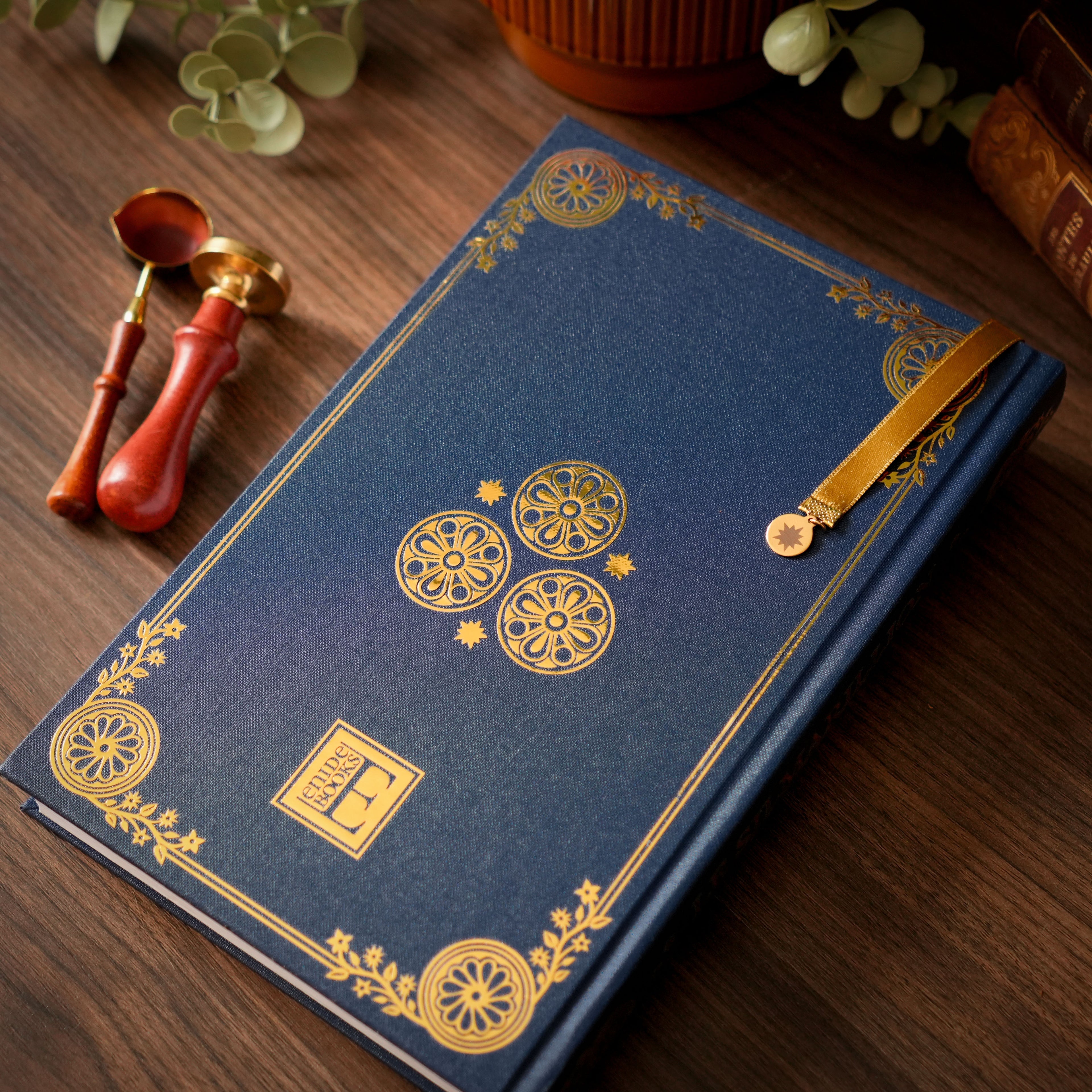 LE SILMARILLION - Relié à la main (toile de reliure)