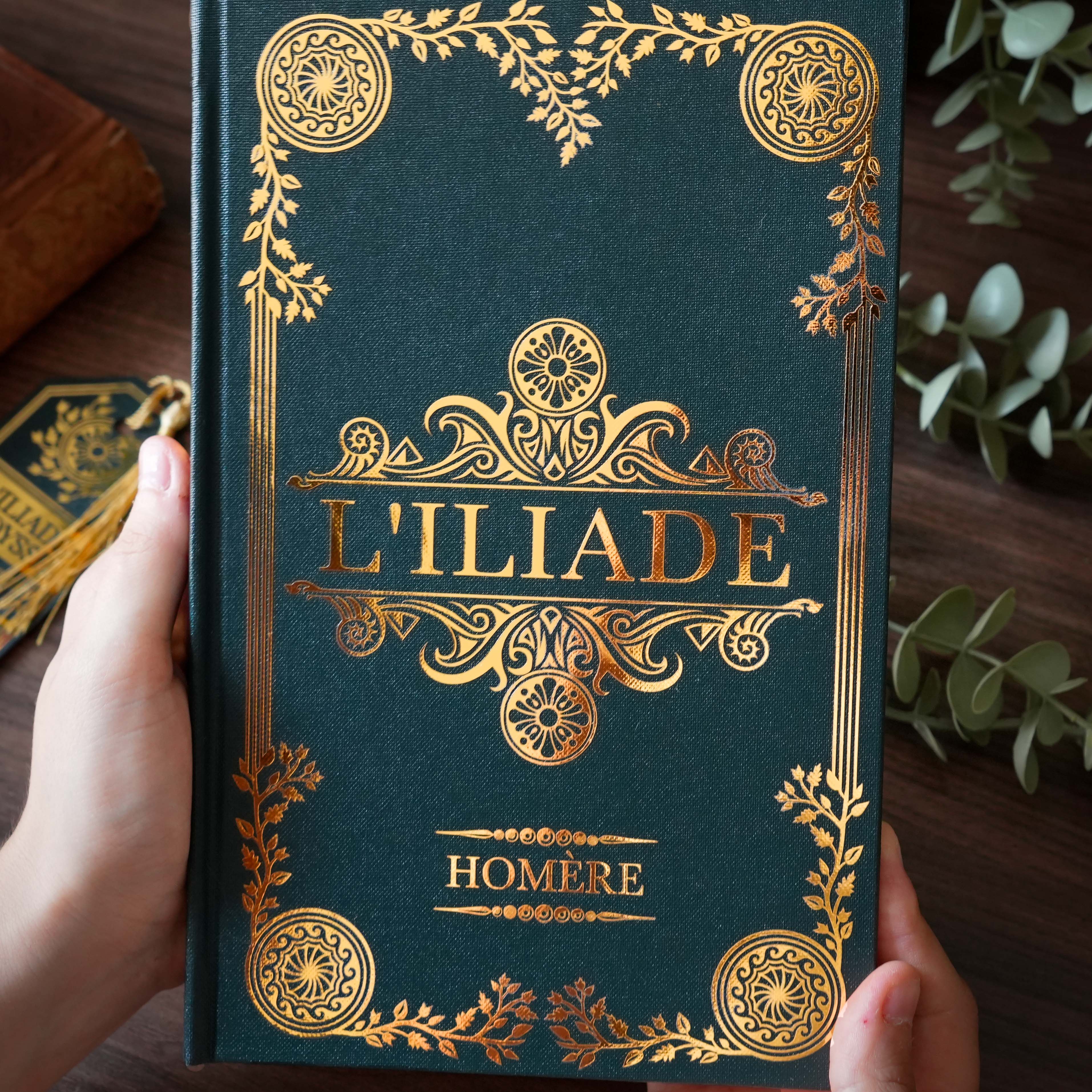 L'ILIADE et L'ODYSSEE - Relié à la main · Toile de Reliure